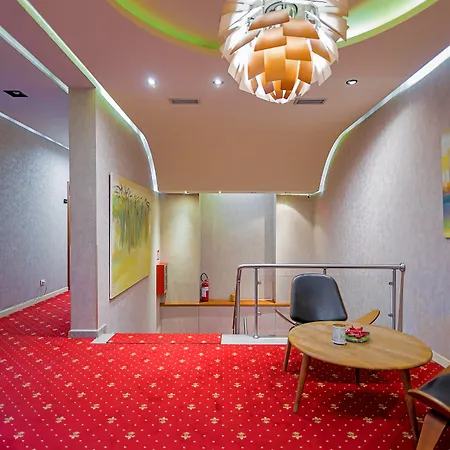 La Boheme ホテル 4*