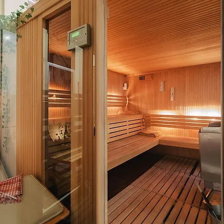 Hotel La Bohème 4*