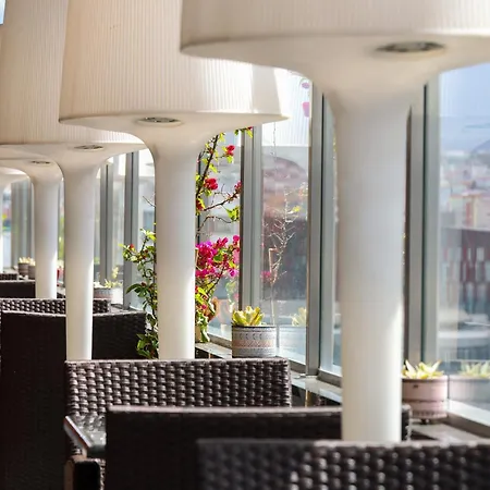 La Bohème Hotel