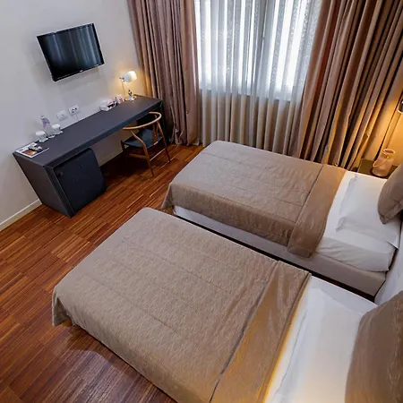 La Bohème Hotel 4*