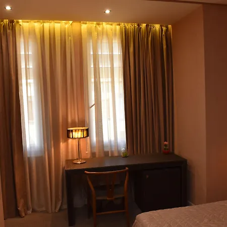 Hotell La Boheme Tirana