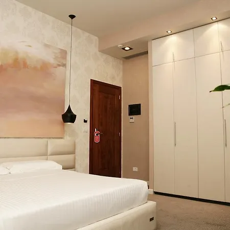 Otel La Boheme Tiran