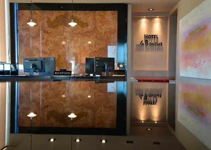 波希米亚酒店 4*