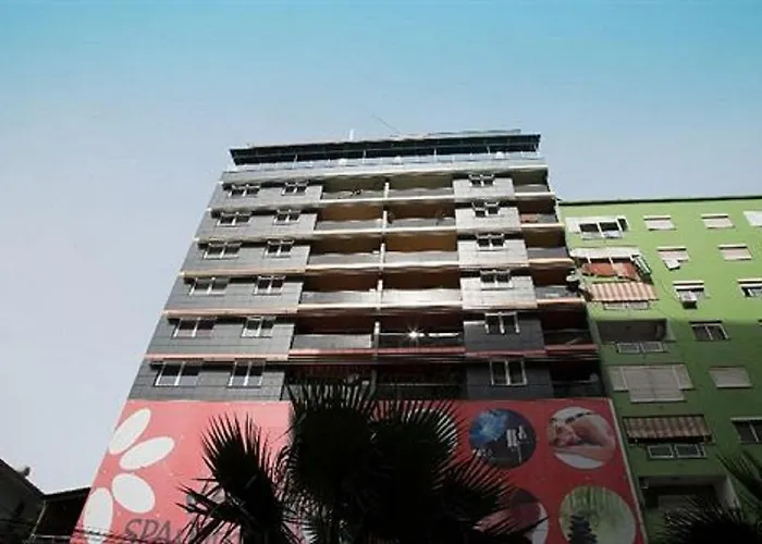 波希米亚酒店 4*