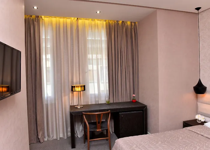 酒店 波希米亚酒店 4*